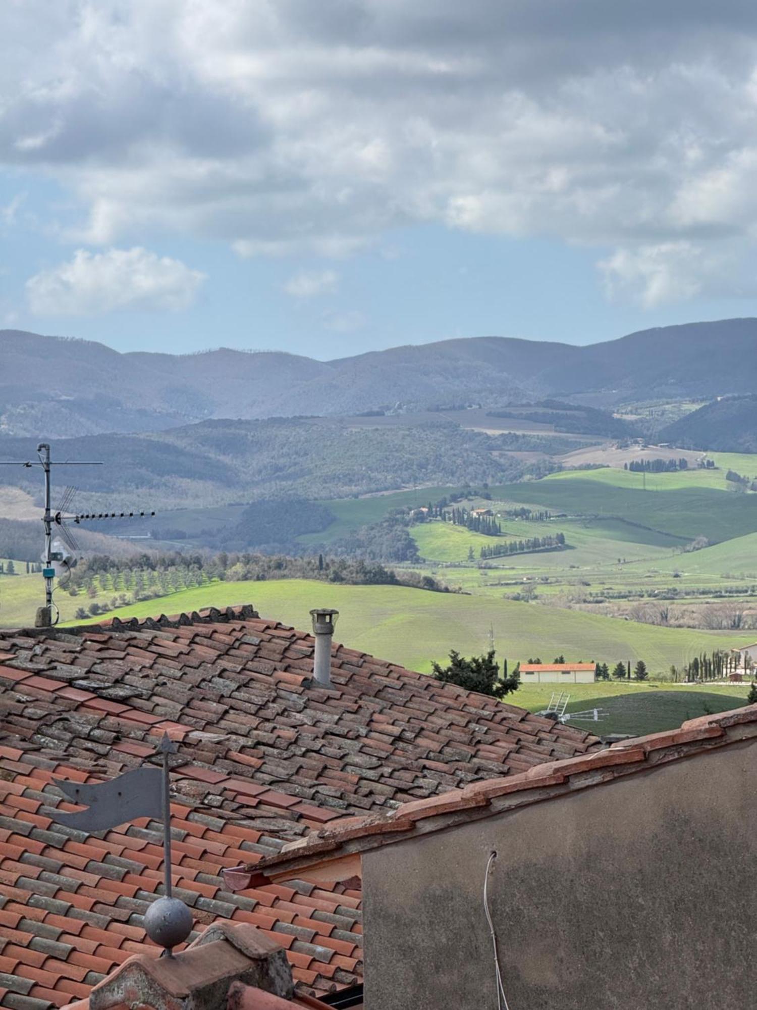La Casetta Di Borgo Lajatico Eksteriør billede